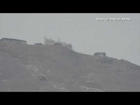 印度和巴基斯坦部隊交火 (Indian and Pakistani troops exchange fire)