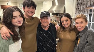 Neil Sedaka Beautiful moments With His Grandchildren He Was A lovely Grandfather behind music Rip 