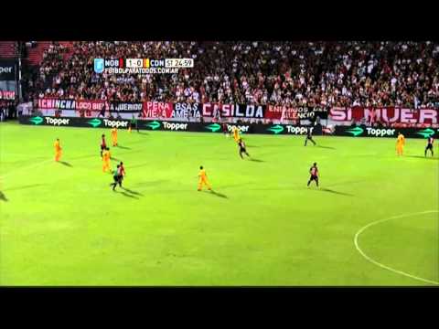 Le sacó astillas al palo. Newell's 1 - Crucero 0. Fecha 4. Primera División 2015. FPT