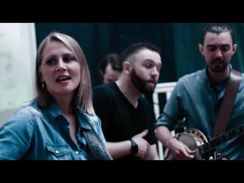 Nora Jane Struthers - Travelin' On