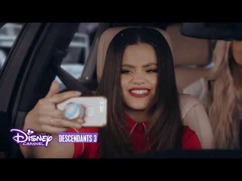Descendants 3 | Carpool Karaoké : Queen of Mean | Disney Channel BE