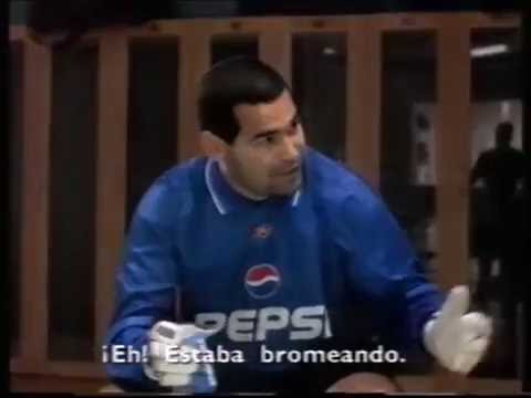 Anuncio Pepsi 1999 con Chilavert, Rivaldo, Denilson, Burrito Ortega, Owen, Dwight Yorke.