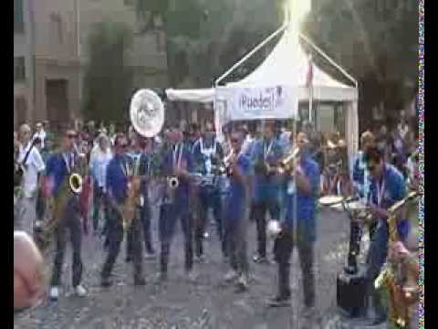 Sassinfunky Streetband "Chameleon" Ferrara Buskers Festival 2013