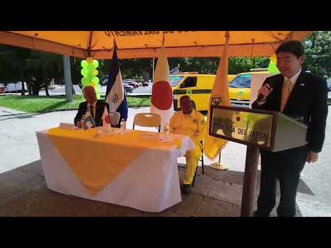 JAPON DONA TRES AMBULANCIAS A COMANDOS