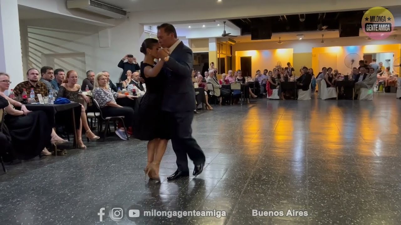 Alvaro Salas y Julieta Cappiello  - Milonga Gente Amiga - 07/ENE/2023 (1/3)
