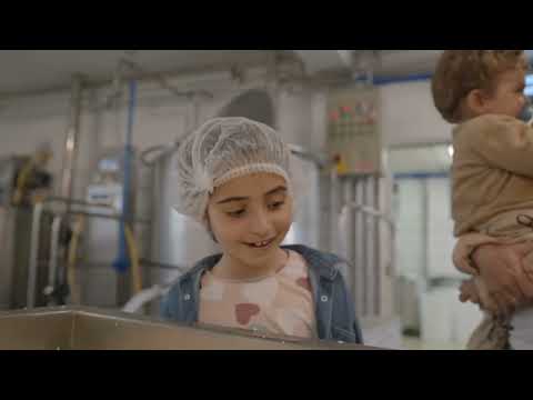 Entra a far parte della nostra storia di famiglia e formaggi. Ti aspettiamo al Caseificio Di Nucci!