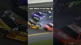 Huge wreck in Daytona 😲😲 #Daytona #NASCARCupSeries