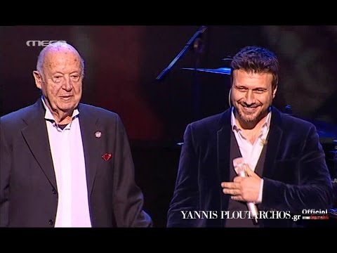 Ο Γιάννης Πλούταρχος τραγουδάει Μίμη Πλέσσα @ Θέατρο Παλλάς