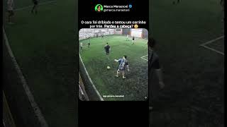Não seja esse tipo de jogador no futebol ❌#shorts #futebol #drible