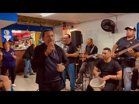 Eduar Romero- Mi novia mujer