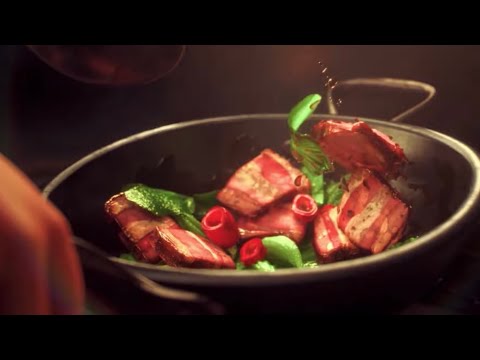 Turning Red dad cooking food scene