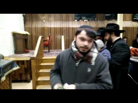 חלוקת דולרים אחרי מנחה יום א', ה' אדר א' תשע"ו