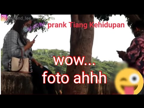 prank-tiang-kehidupan-cwe-ini-foto-tiang-kehidupan-raksasa-wkwk