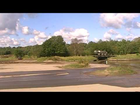 ILÜ 2010 - Vorführung "Heer im Einsatz" an der Tribüne (2/2)