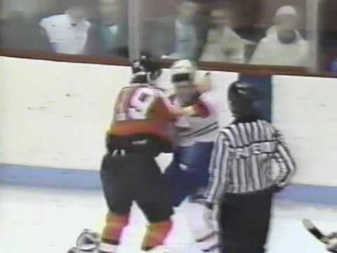 Scott Mellanby vs Chris Nilan Jan 9, 1988