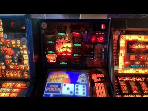 Pre-holiday slotting trip with Jus Part 2/7,  Mr P's Classic Amusements Bognor Regis