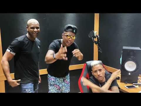 Mc Júnior Pk E Mc Vitinho Avassalador E Dj Wallace Nk (Prévia)