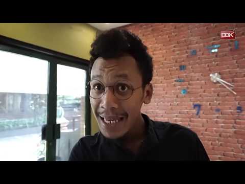 di-buru-cinta-pak-dosen-podjok-kopi-candimas-film-pendek-cingire