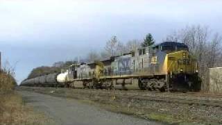 preview picture of video 'CSX K-656 Ethanol train. Silver Creek NY.'