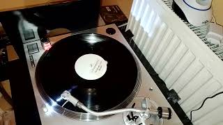 G.B. Experience - Give Me The Bass (1998)