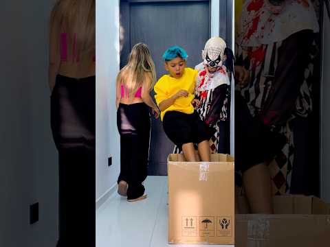EL PAYASO LOS ESCONDE #santioficial #funnyvideo #viralshorts #shortsfeed
