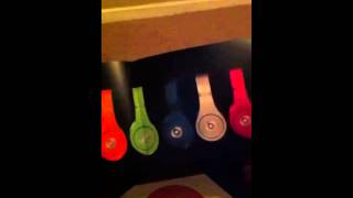 Green SOLO beats by dr. Dre unboxing