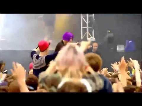 Crystal Castles lice Alice Practice Live At Reading Festival 2012