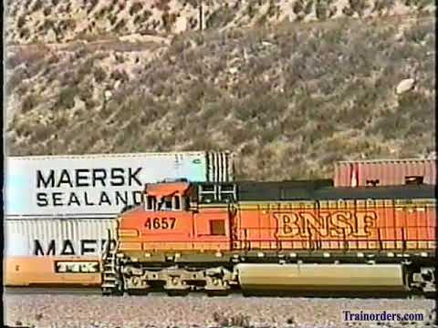 Classic Railroad Series 794 - Cajon Pass action Sept.23,2002.