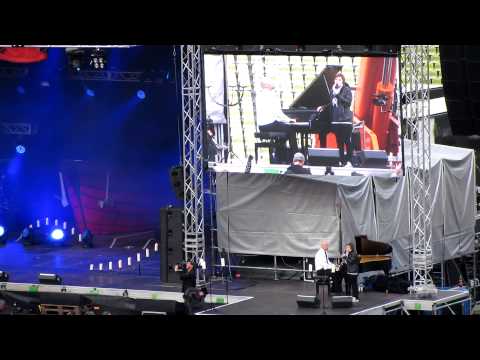Unheilig - Sarah und der Graf  - live - Münchner Sommernachtstraum 2011 (HD)