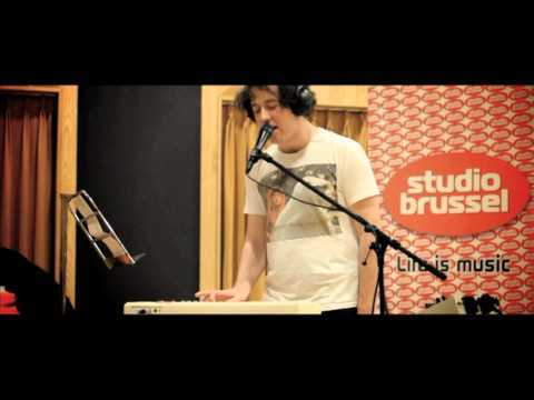 Studio Brussel: The Wombats - Tokyo (Vampire & Wolves)