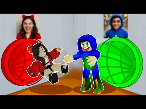 Ayush vs Ekta FACE REVEAL Pick a Slide in Roblox!😱
