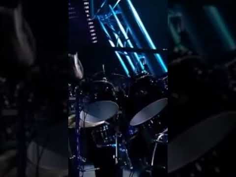 Toto - Africa featuring Phil Collins