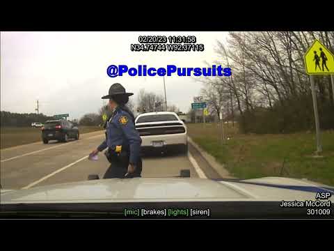 "I'm under Federal Indictment!" Dodge Challenger flees from traffic stop - Arkansas State Police