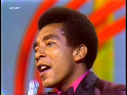Smokey Robinson & The Miracles - Tears Of A Clown (1967)