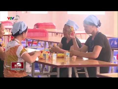 Những vấn đề trong quản lý bếp ăn công nghiệp | VTV24