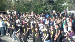 Group 1 crew, Live Out Loud - Coreografía