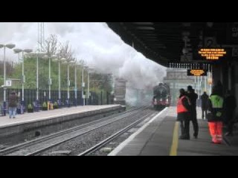 5043 storms through Didcot - The Great Britain V (Day 9) 29-04-12