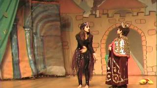 Num Reino Longe Daqui Aqui Mesmo - Apresentação de Sábado