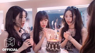 Kim Lip: I think the biggest change that has happened is related to my mindset. The things that I took for granted before have become extremely precious and I’m very grateful for them. Some of the things that I had to go through were not really necessary, but looking at how much I have developed over time, I don’t think it was such a bad experience after all.