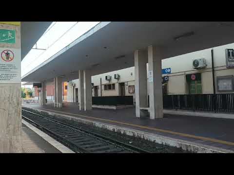 Treno IC 701 da Roma Termini a Battipaglia in transito a Frosinone con strombazza