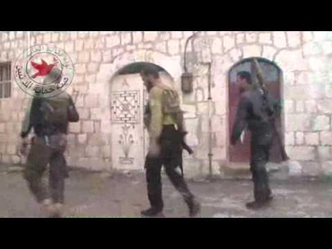 جولة داخل قرية اليعقوبية بعد السيطرة على أحد الحواجز الفرعية والكنيسة في ريف جسر الشغور