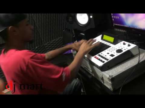DJ Mart Ao Vivo na MPC 2500 - Montagem Violão Agressivo