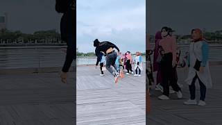 Download lagu Wow😱 Ada Cowo Baju Hitam Jago Salto!?🔥😎 mp3