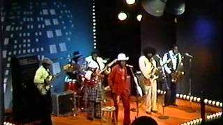 Junior Wells & Buddy Guy - Little By Little