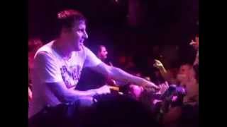 [LIVE] Parkway Drive - Gimmie A D