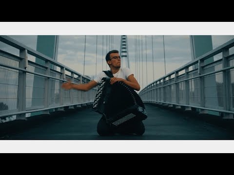 Bach meets AC/DC - Milan Řehák [OFFICIAL VIDEO]