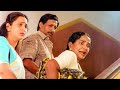 തലക്ക് സുഖമില്ലാത്തത് നിന്റെ അമ്മക്�