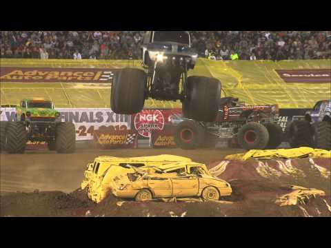 Monster Jam -  Grave Digger The Legend Monster Truck Freestyle from Philadelphia - 2011