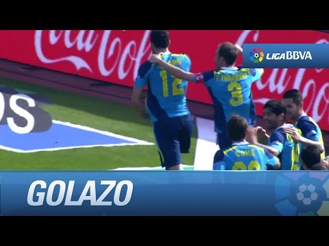 Golazo de Iborra (0-1) tras buena combinación en el UD Almería - Sevilla FC - HD