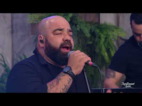 Μιχάλης Λεβέντης  "Σαν πλανόδιο τσίρκο"